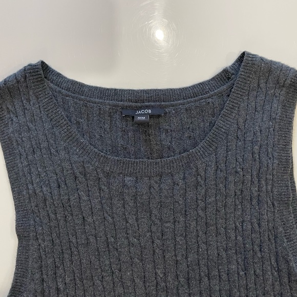 JACOB Charcoal Gray Cable Knit Sweater Vest ~ NWOT - Picture 2 of 9